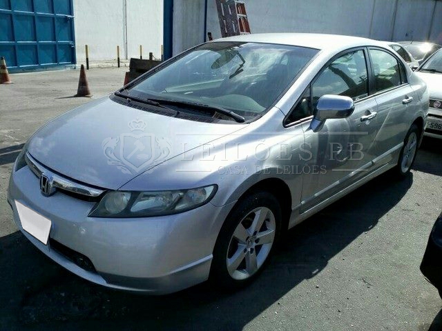 LOTE 015 - HONDA CIVIC SEDAN LXS 1.8 16V 2010