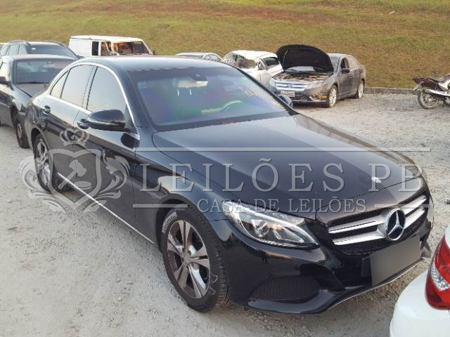 LOTE 011 - MERCEDES BENZ CLASSE C 180 1.6 16V 2016