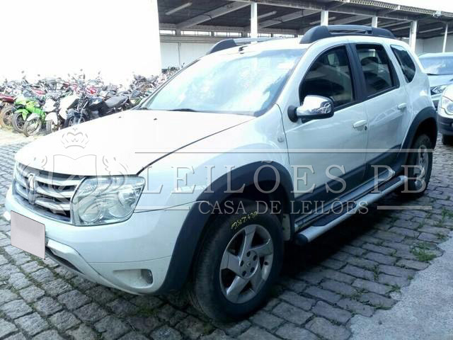 LOTE 023 - Renault Duster 2.0 16V Dynamique 2016