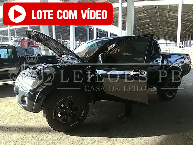 LOTE 010 - Mitsubishi L 200 Triton HPE 4x4 3.2 (aut) (cab. dupla) 2010