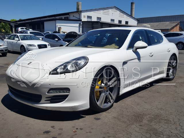 LOTE 036 - PORSCHE PANAMERA 4.8 V8 TURBO GASOLINA 2012