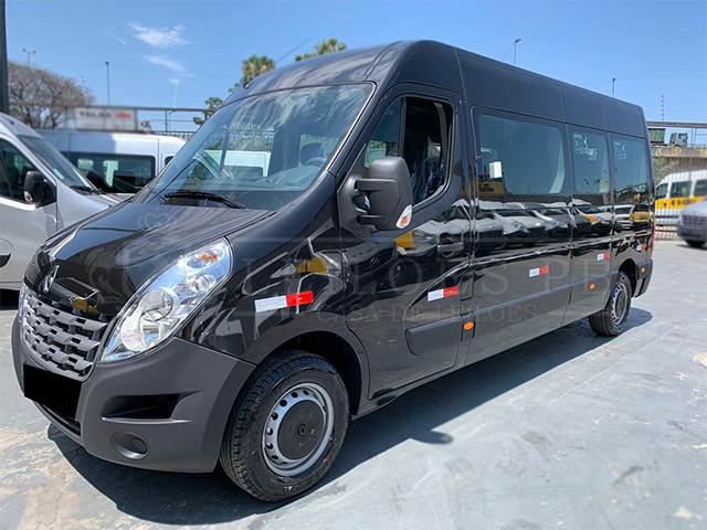 LOTE 012 - Renault MASTER 16 LUGARES L3H2 2019