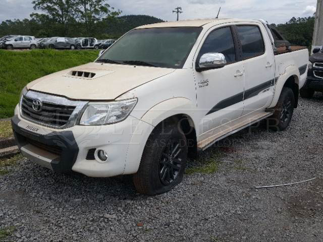 LOTE 038 - TOYOTA HILUX SRV 3.0 TDI SRV Limited 2015