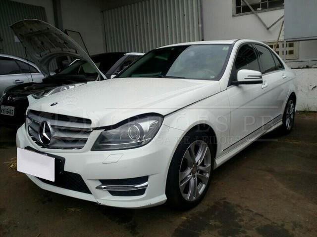 LOTE 020 - Mercedez-Benz C180 Sport Vision 2014