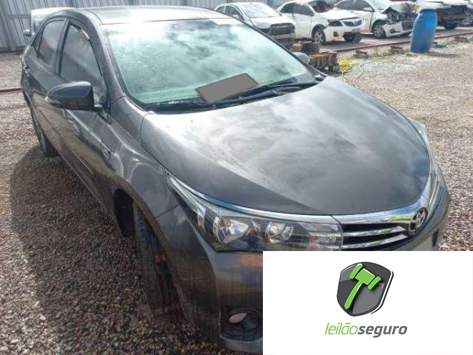 LOTE 012 TOYOTA COROLLA 2015.