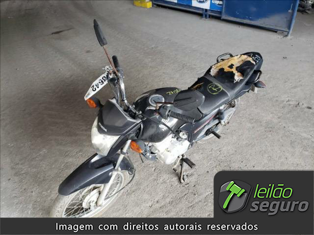 LOTE 037 - HONDA CG 125I FAN 2018