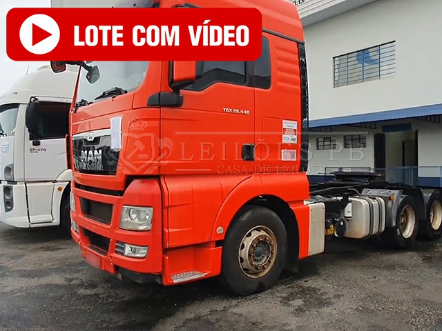 LOTE 004 - Man TGX 28440 6x2 T 2014