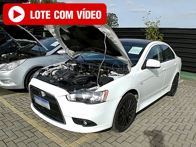 LOTE 008 - Mitsubishi Lancer 2.0 CVT 2015